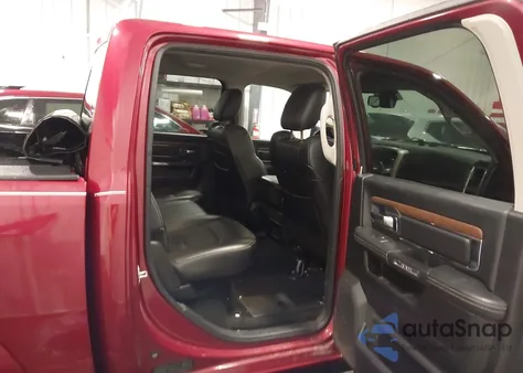 2015 Ram 1500 Laramie z USA, uszkodzony, nr VIN 1C6RR7NTXFS694709